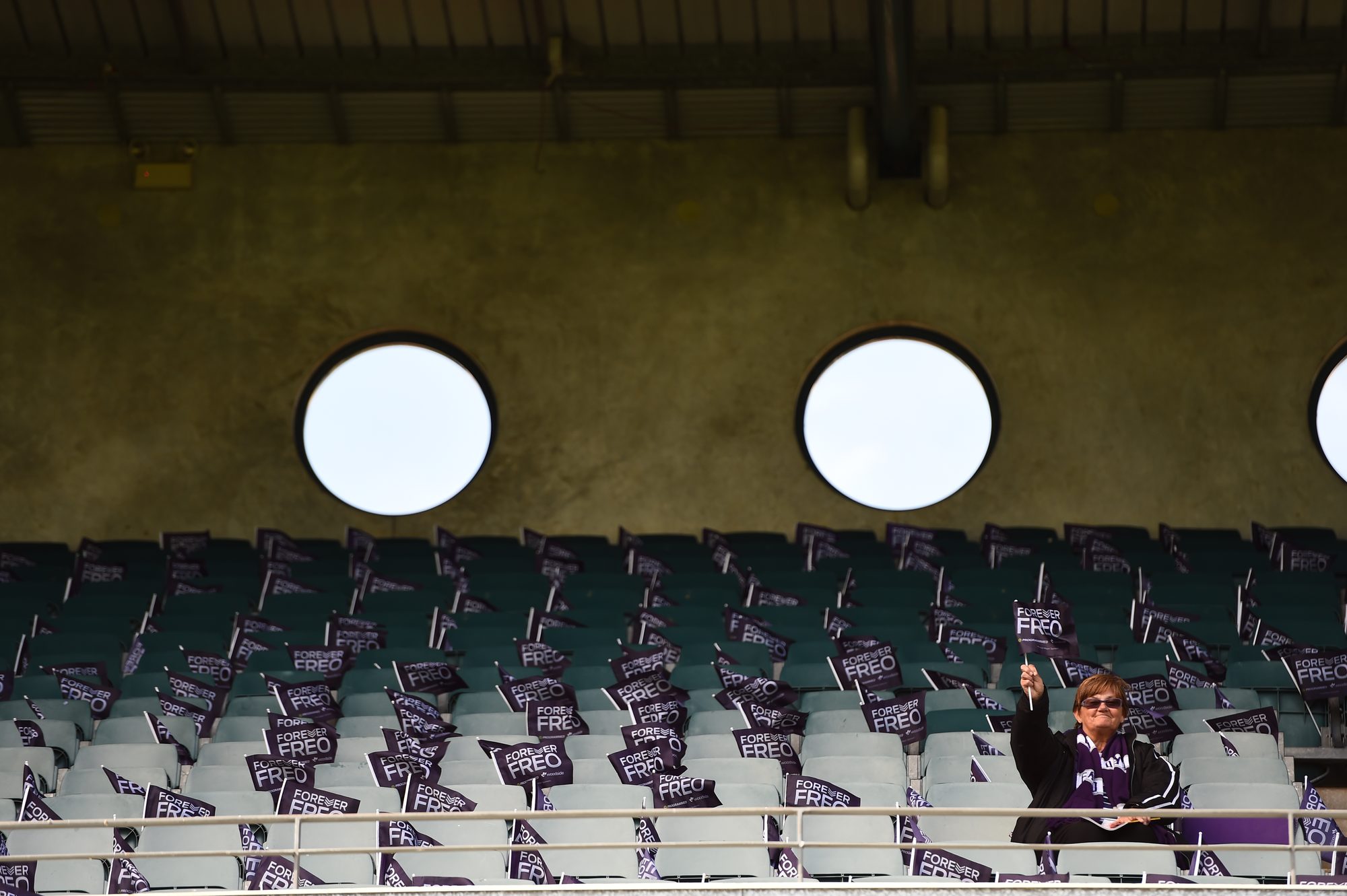 Fremantle home stand with fan — 2015 Qualifying Final
